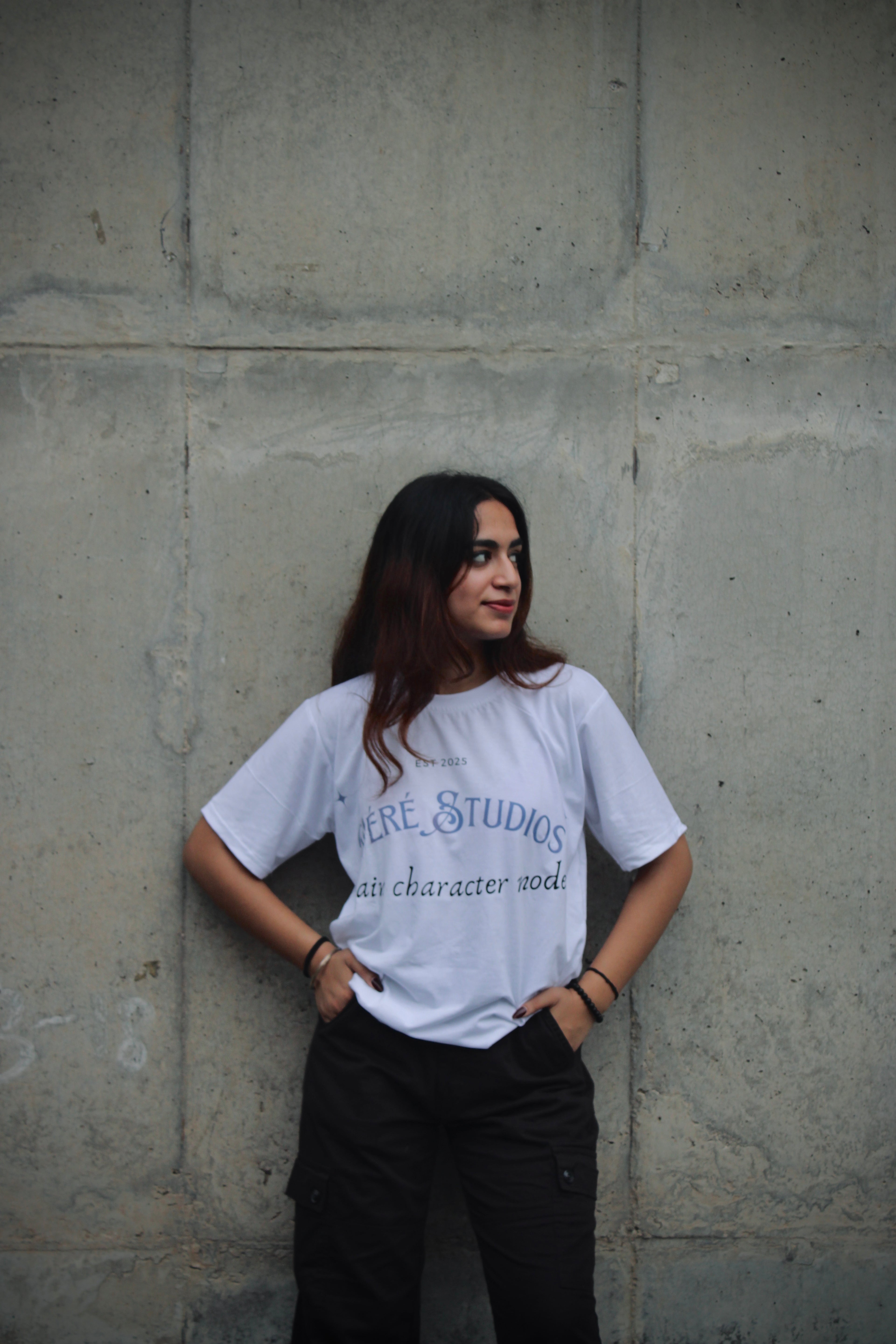 VERE STUDIOS T-SHIRT